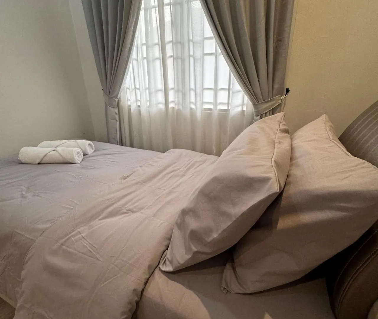 Dom wakacyjny Willa 7Pax Single Story Corner Alma Near Aeon 大山脚 Malezja